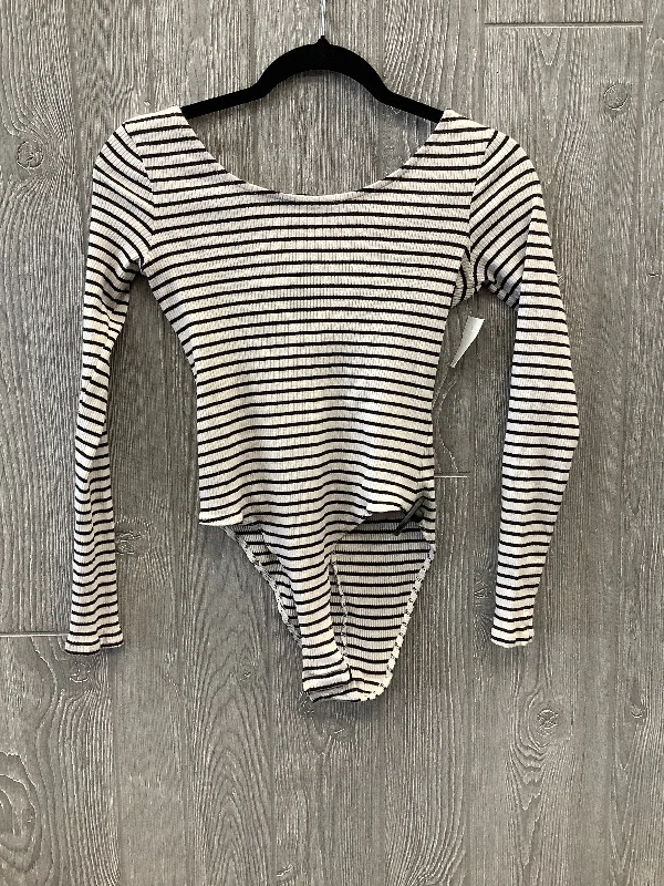 Yoga Sets for Flexibility Training -Striped Pattern Bodysuit Divided, Size M